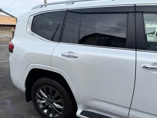 Toyota LAND CRUISER ZX 2023 — миниатюра 3