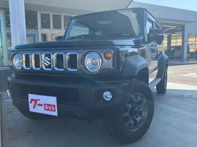 Suzuki JIMNY NOMADE FC 2025 — фото 1, купить с доставкой в Москву
