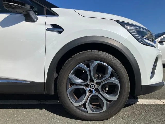Renault CAPTUR INTENS TECH PACK 2023 — миниатюра 3