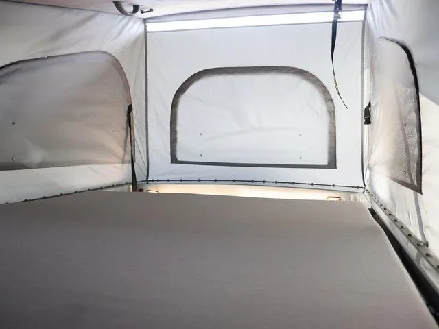 Toyota HIACE VAN 2023 — миниатюра 2