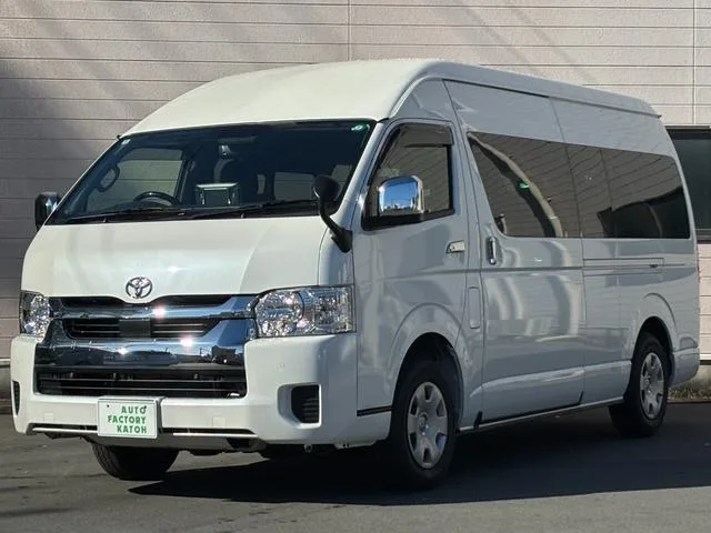 Toyota HIACE WAGON GRAND CABIN 2024 — фото 1, купить с доставкой в Москву