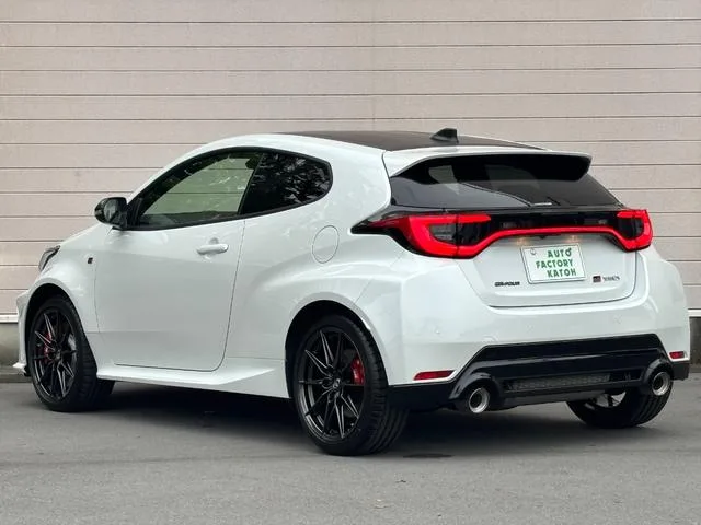 Toyota GR YARIS RZ HIGH PERFORMANCE 2025 — миниатюра 2