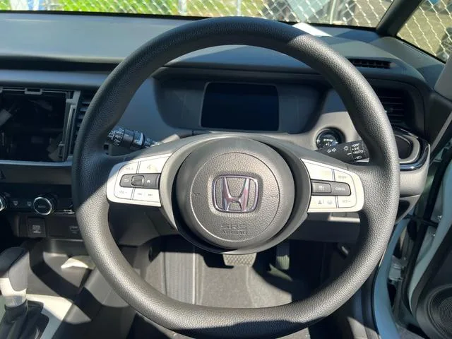 Honda FIT E:HEV CROSSTAR 2024 — миниатюра 4