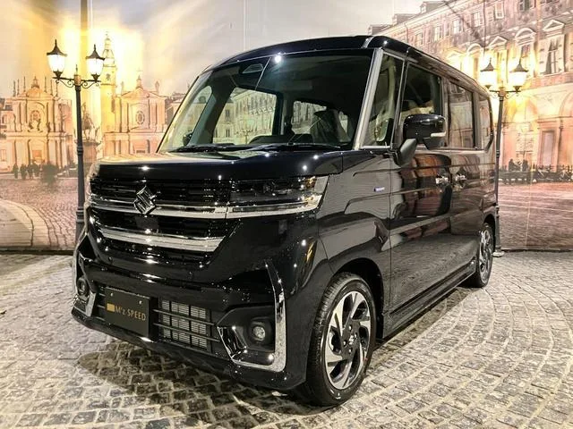Suzuki SPACIA CUSTOM HYBRID XS TURBO 2024 — миниатюра 2
