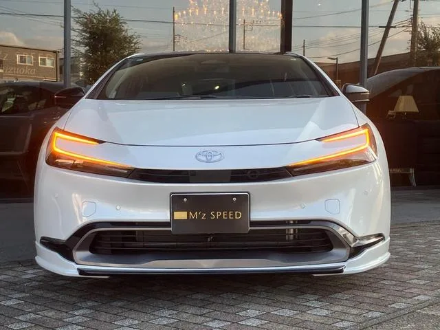 Toyota PRIUS Z 2023 — миниатюра 3
