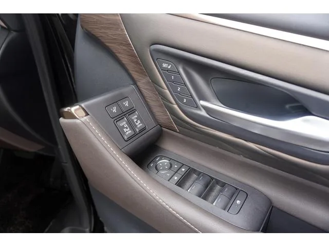 Toyota ALPHARD HYBRID EXECUTIVE LOUNGE 2024 — миниатюра 5