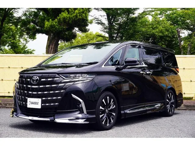 Toyota ALPHARD HYBRID EXECUTIVE LOUNGE 2024 — фото 1, купить с доставкой в Москву