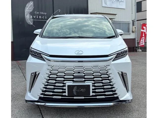 Lexus LM LM500H VERSION L 2025 — фото 1, купить с доставкой в Москву
