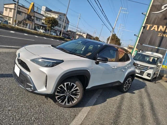 Toyota YARIS CROSS HYBRID Z ADVENTURE 2023 — миниатюра 2