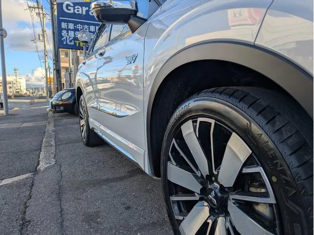 Mitsubishi OUTLANDER PHEV P EXECUTIVE PACKAGE 2024 — миниатюра 4