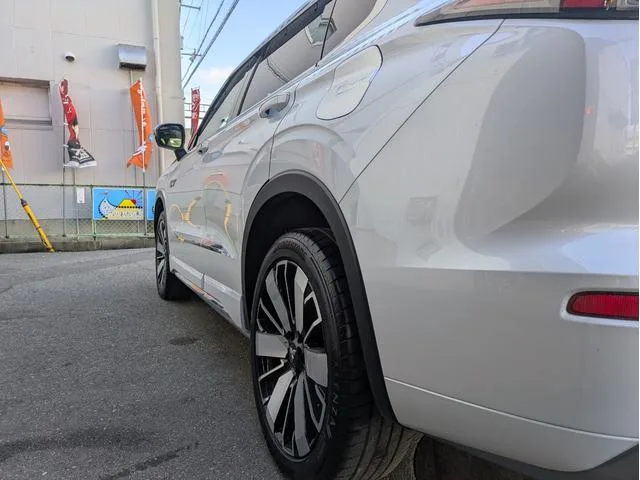 Mitsubishi OUTLANDER PHEV P EXECUTIVE PACKAGE 2024 — миниатюра 5