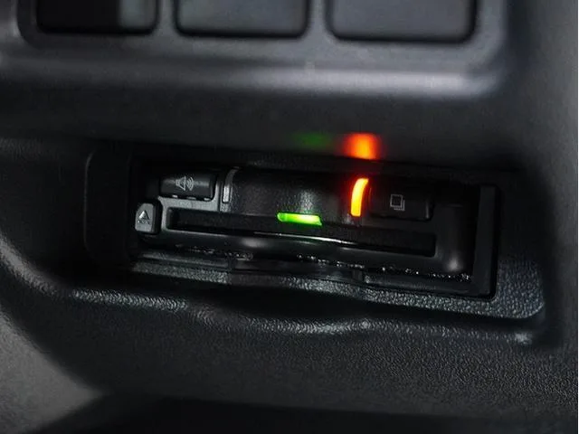 Toyota HIACE VAN LONG SUPER GL DARK PRIME S 2025 — миниатюра 3