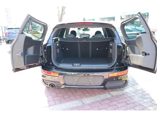 MINI MINI COOPER D CLUBMAN UNTOLD EDITION 2023 — миниатюра 5