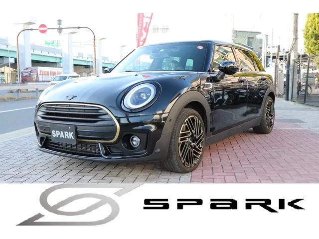 MINI MINI COOPER D CLUBMAN UNTOLD EDITION 2023 — фото 1, купить с доставкой в Москву