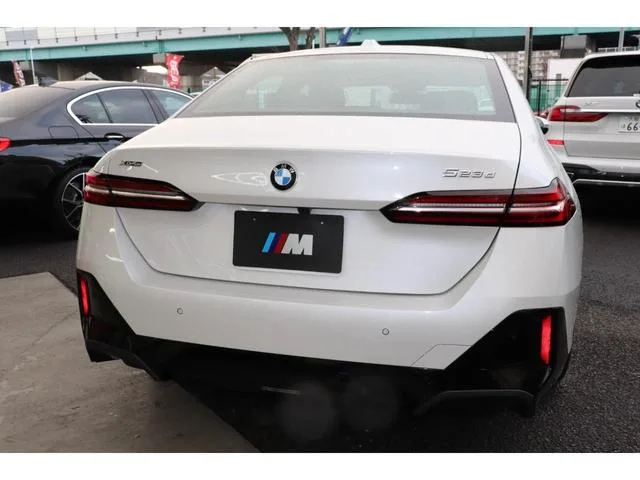 BMW 5 SERIES 523D X DRIVE M-SPORT 2024 — миниатюра 2