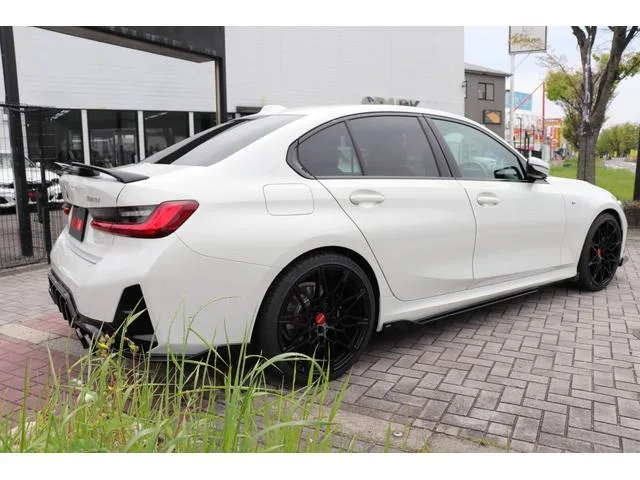 BMW 3 Series 318i M-SPORT 2023 — миниатюра 5