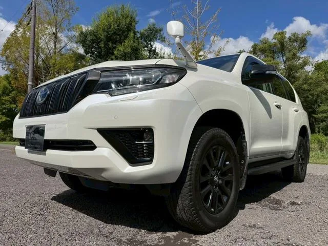 Toyota LAND CRUISER PRADO TX L PACKAGE 70TH ANNIVERSARY LIMITED 2022 — миниатюра 2