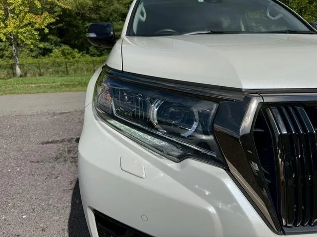 Toyota LAND CRUISER PRADO TX L PACKAGE 70TH ANNIVERSARY LIMITED 2022 — миниатюра 3