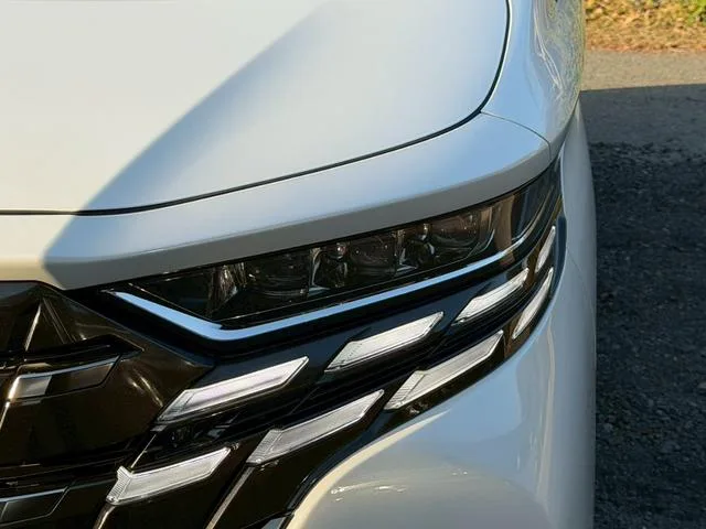 Toyota ALPHARD Z 2023 — миниатюра 2