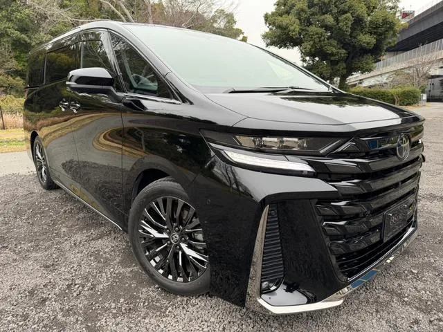 Toyota VELLFIRE HYBRID Z PREMIER 2023 — миниатюра 4