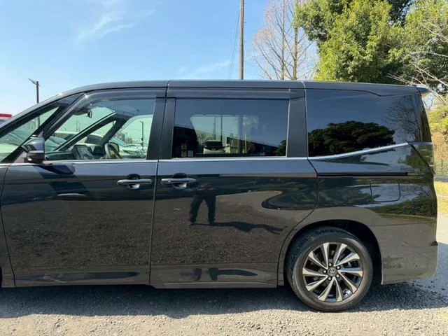 Toyota VOXY HYBRID S-Z 2023 — миниатюра 4