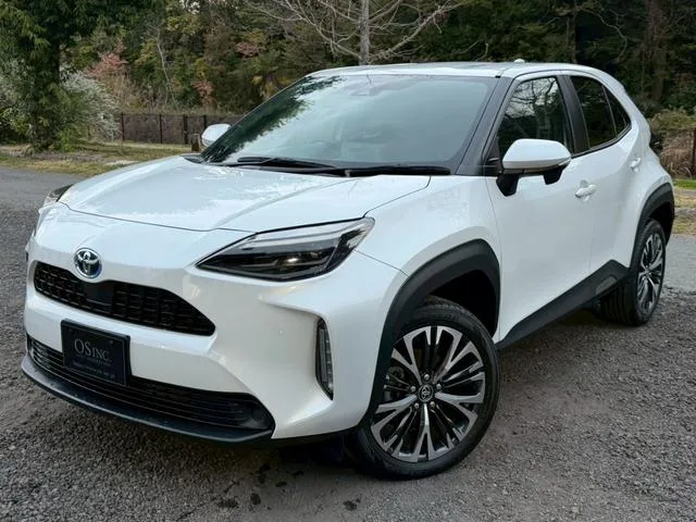 Toyota YARIS CROSS HYBRID Z 2024 — миниатюра 4
