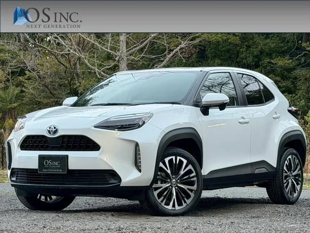 Toyota YARIS CROSS HYBRID Z 2024 — фото 1, купить с доставкой в Москву
