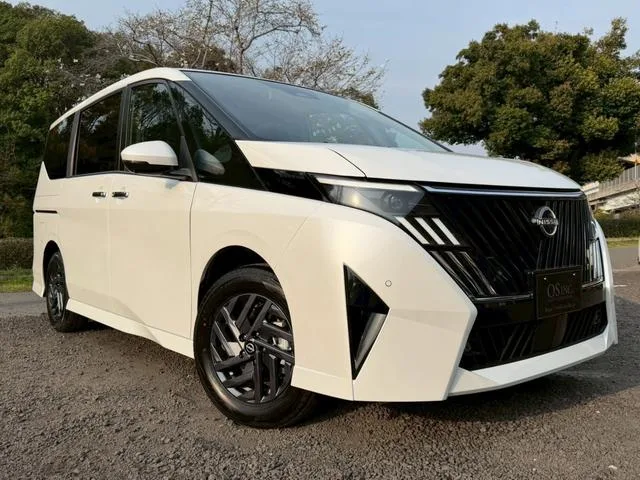 Nissan SERENA E-POWER HIGHWAY STAR V 2026 — миниатюра 5