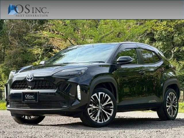 Toyota YARIS CROSS HYBRID Z 2023 — фото 1, купить с доставкой в Москву