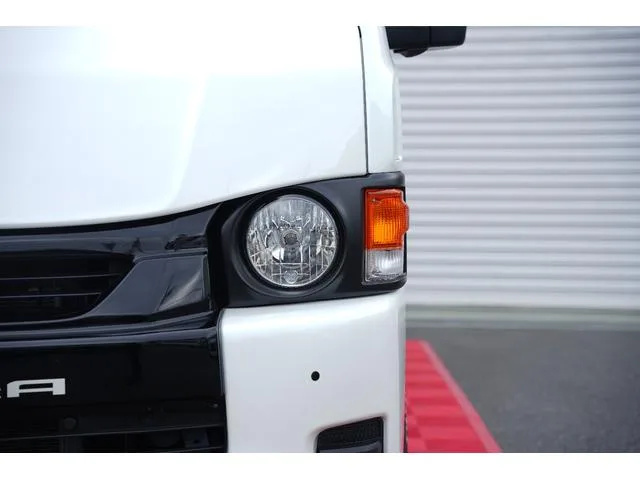 Toyota HIACE VAN SUPER GL DARK PRIME II 2022 — миниатюра 3