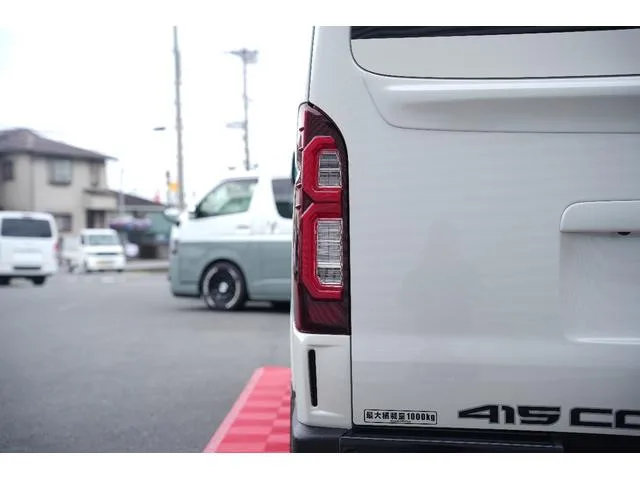Toyota HIACE VAN SUPER GL DARK PRIME II 2022 — миниатюра 5