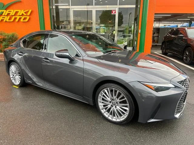Lexus IS IS300H VERSION L 2022 — миниатюра 3
