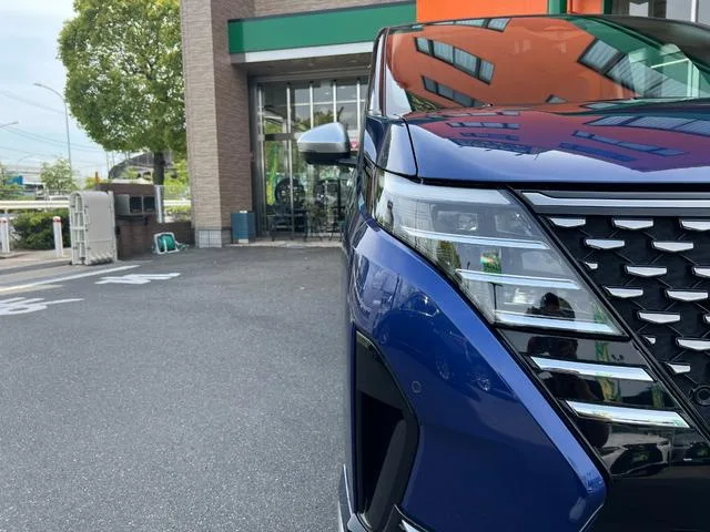 Nissan SERENA E-POWER AUTECH SPORTS SPEC 2024 — миниатюра 4