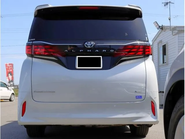 Toyota ALPHARD HYBRID EXECUTIVE LOUNGE 2024 — миниатюра 3
