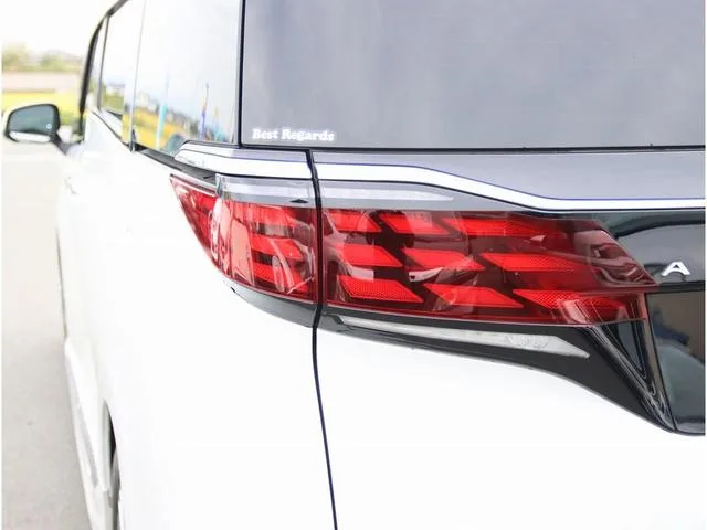 Toyota ALPHARD HYBRID EXECUTIVE LOUNGE 2024 — миниатюра 5