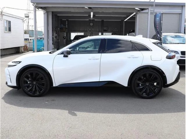 Toyota CROWN SPORT Z 2024 — миниатюра 3