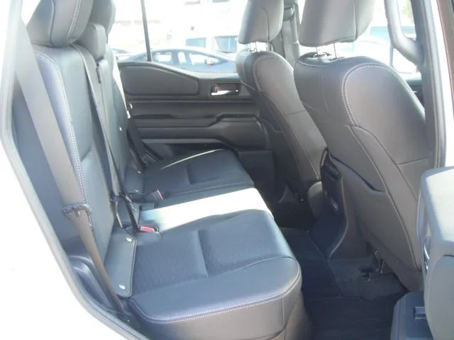 Toyota LAND CRUISER 250 VX 2025 — миниатюра 5