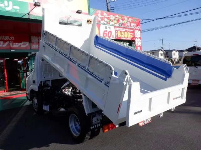 Hino DUTRO BASEGRADE 2025 — миниатюра 4