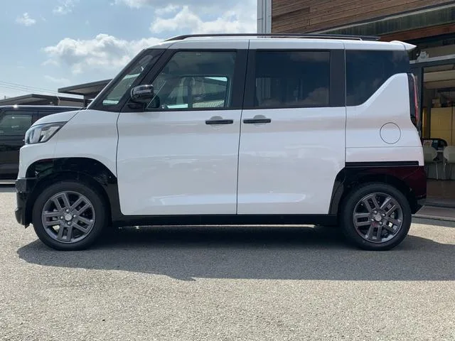 Mitsubishi DELICA MINI T PREMIUM 2025 — миниатюра 4