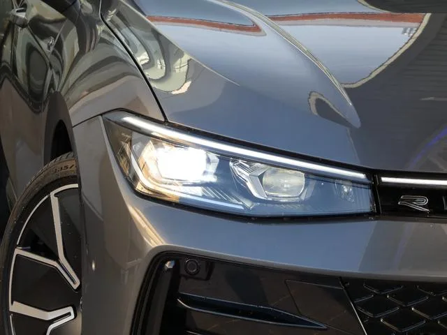 Volkswagen PASSAT TDI 4MOTION R LINE 2025 — миниатюра 3