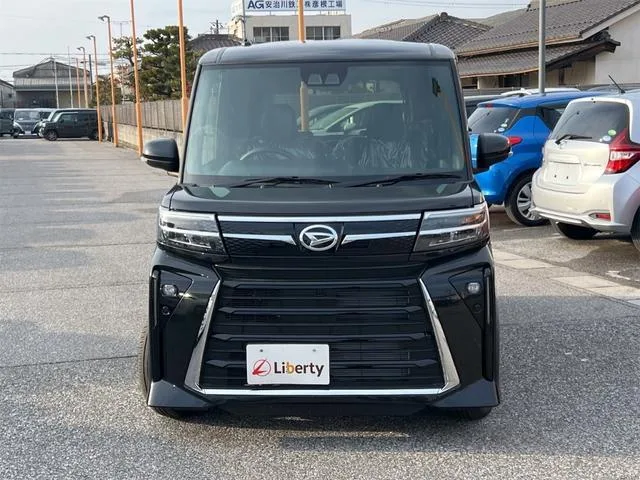 Daihatsu TANTO CUSTOM X 2025 — миниатюра 4