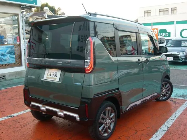 Mitsubishi DELICA MINI G PREMIUM 2023 — миниатюра 3
