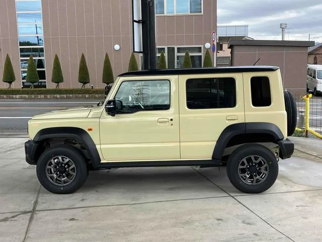 Suzuki JIMNY NOMADE FC 2026 — миниатюра 5