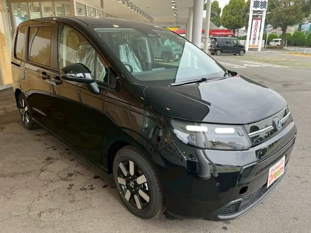 Honda FREED E:HEV AIR EX 2025 — миниатюра 3