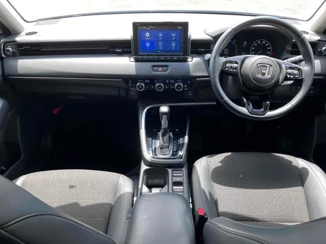 Honda VEZEL E:HEV Z 2022 — миниатюра 3