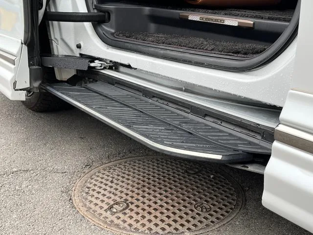 Toyota VELLFIRE HYBRID Z PREMIER 2023 — миниатюра 4