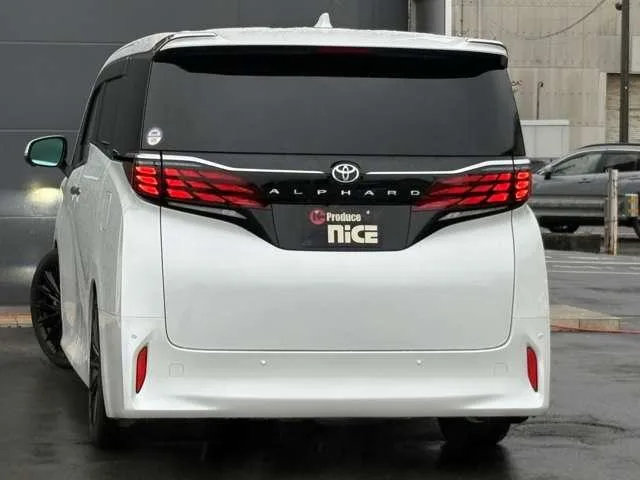 Toyota ALPHARD Z 2023 — миниатюра 5