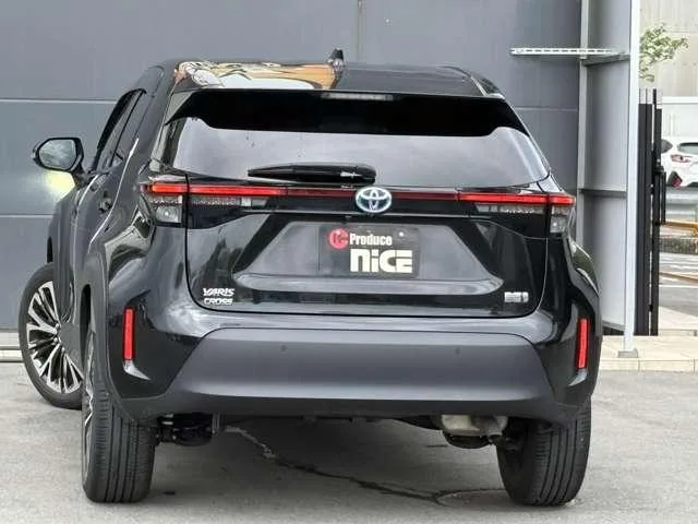 Toyota YARIS CROSS HYBRID Z 2023 — миниатюра 4