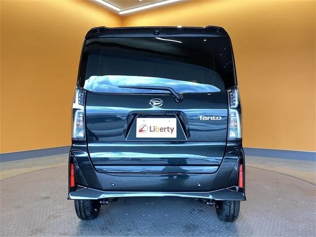 Daihatsu TANTO CUSTOM X 2025 — миниатюра 5