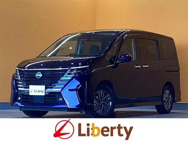 Nissan SERENA HIGHWAY STAR V 2023 — фото 1, купить с доставкой в Москву